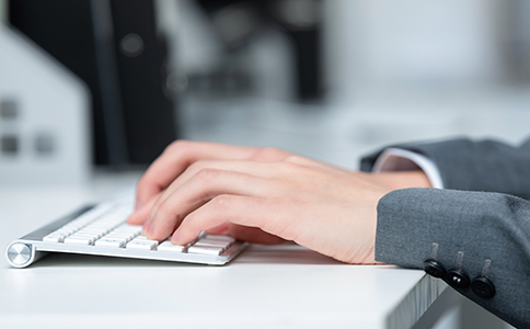 ?？谄嚨盅汗咀詶l件