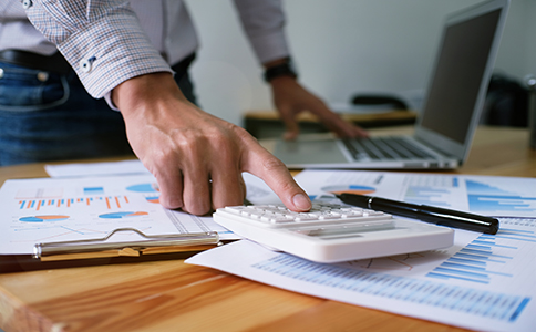 ?？诠咀?cè)資本增加