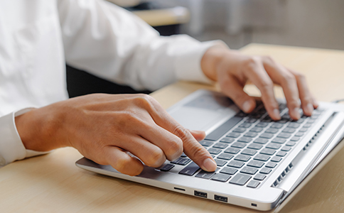 ?？陔娮由虅?wù)公司注冊(cè)