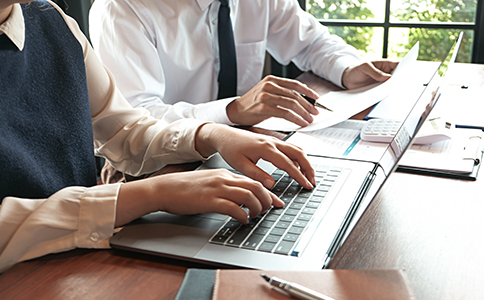 ?？谧?cè)獵頭公司的常見(jiàn)問(wèn)題