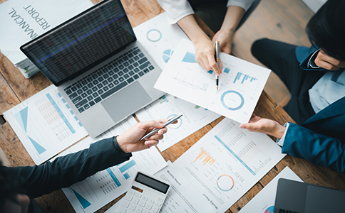 ?？谧?cè)商貿(mào)公司流程