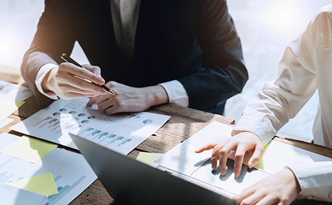 ?？谧?cè)科技公司的具體流程