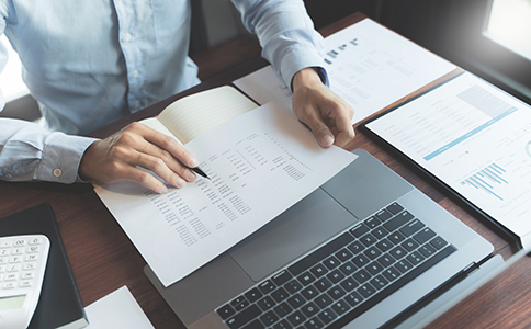 ?？陔娮由虅?wù)公司注冊的注意事項