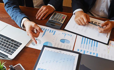 申請?？谑称方?jīng)營許可證