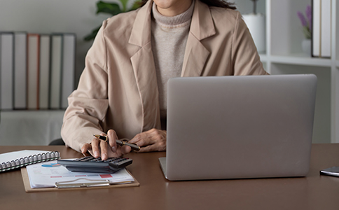 ?？谏虡?biāo)注冊(cè)費(fèi)用