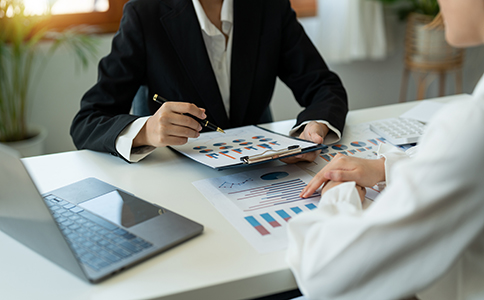 ?？谑凶晕飿I(yè)公司所需條件