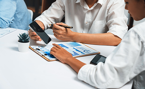 ?？谧?cè)公司資料提交