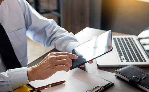 ?？谧庸咀粤鞒痰脑敿?xì)步驟