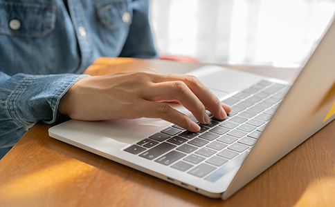 影響?？诠咀赞k理價格浮動的關(guān)鍵因素