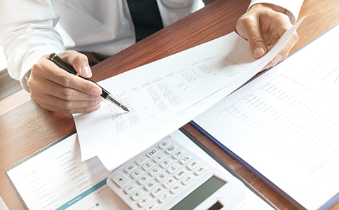 注冊?？谧庸镜恼w流程