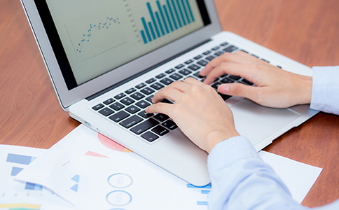 ?？谧?cè)公司