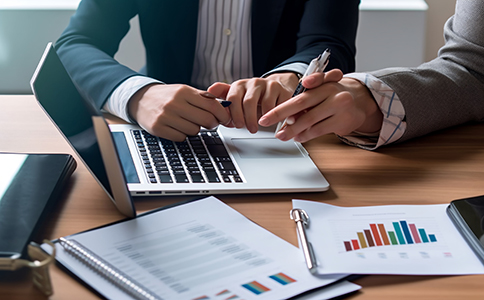 ?？谧孕枰男┵Y料