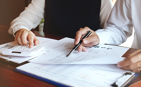 ?？诜止咀?cè)條件有哪些