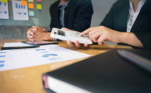 ?？谖锪鞴咀?cè)所需材料