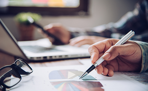 ?？谧?cè)食品公司所需材料