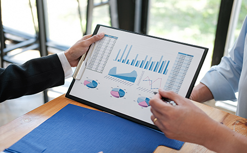 ?？陂_公司費(fèi)用分析