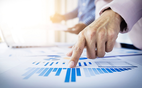 ?？谧怨拘枰峁┠男┦掷m(xù)