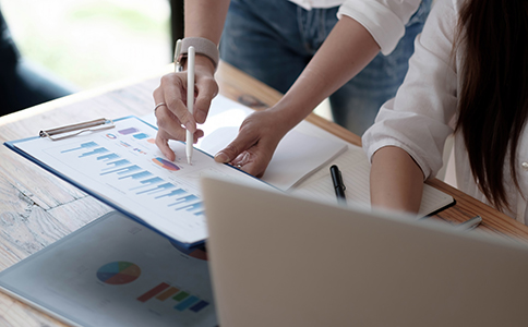 ?？谧?cè)公司所需材料及條件