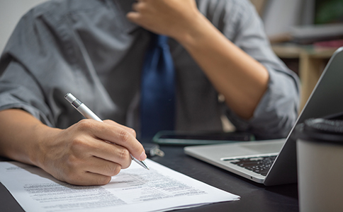 ?？趥髅焦咀运璨牧霞皸l件